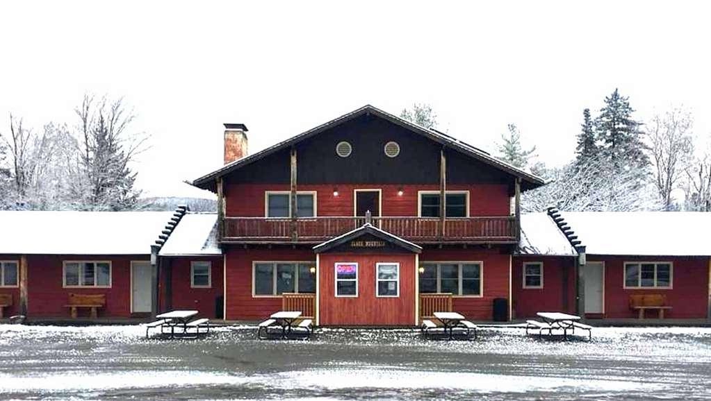 North Creek Lodge At Gore Mountain Bakers Mills Eksteriør billede