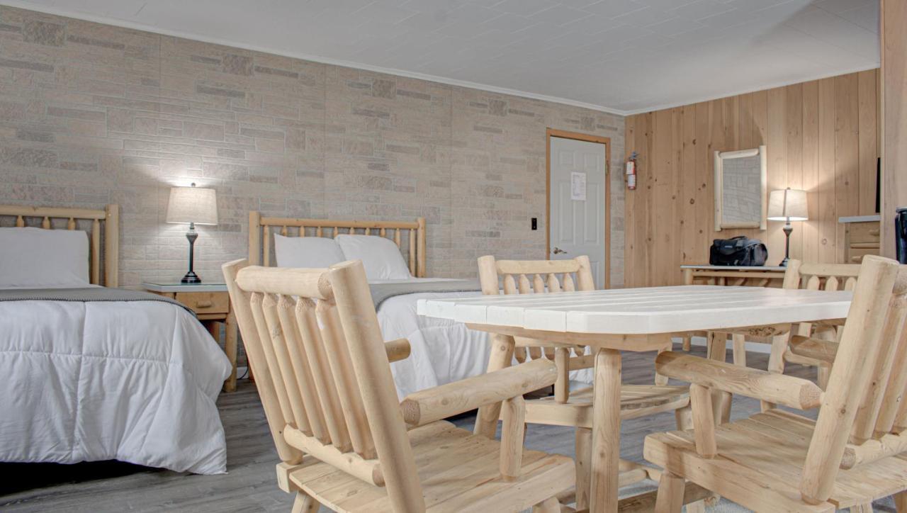 North Creek Lodge At Gore Mountain Bakers Mills Eksteriør billede