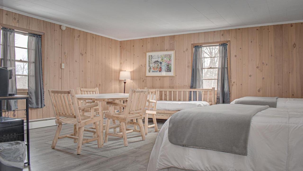 North Creek Lodge At Gore Mountain Bakers Mills Eksteriør billede